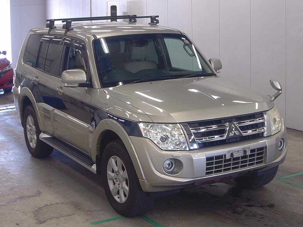 Mitsubishi Pajero 2012 z aukcji japońskiej