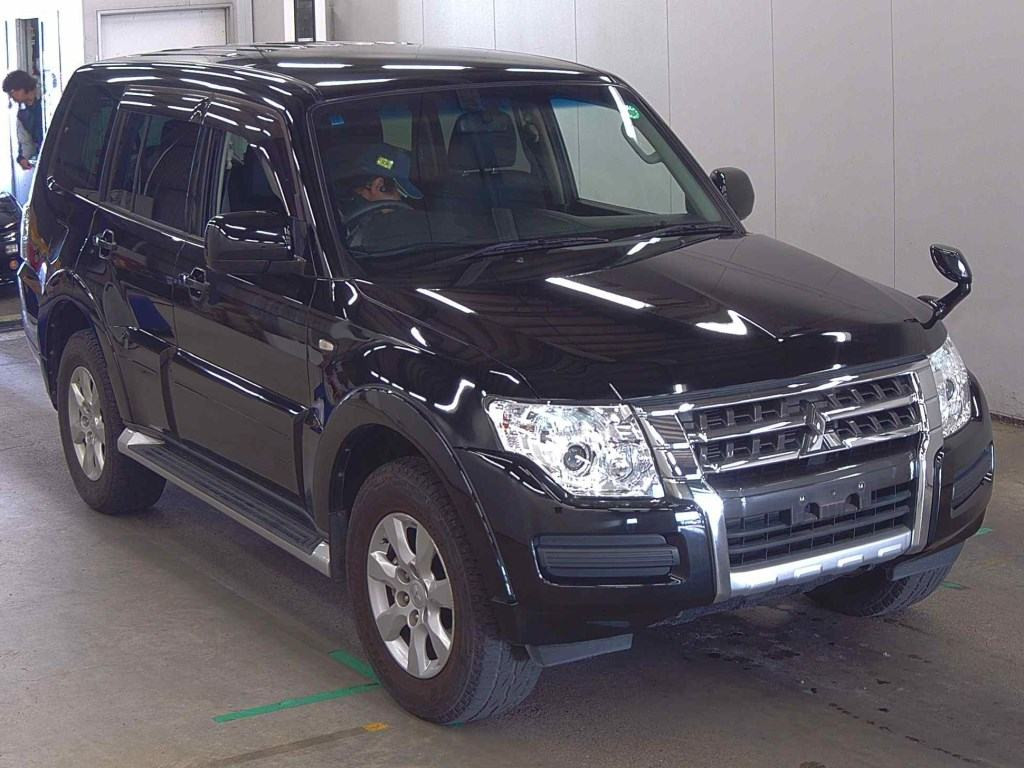 Mitsubishi Pajero 2015 z aukcji japońskiej