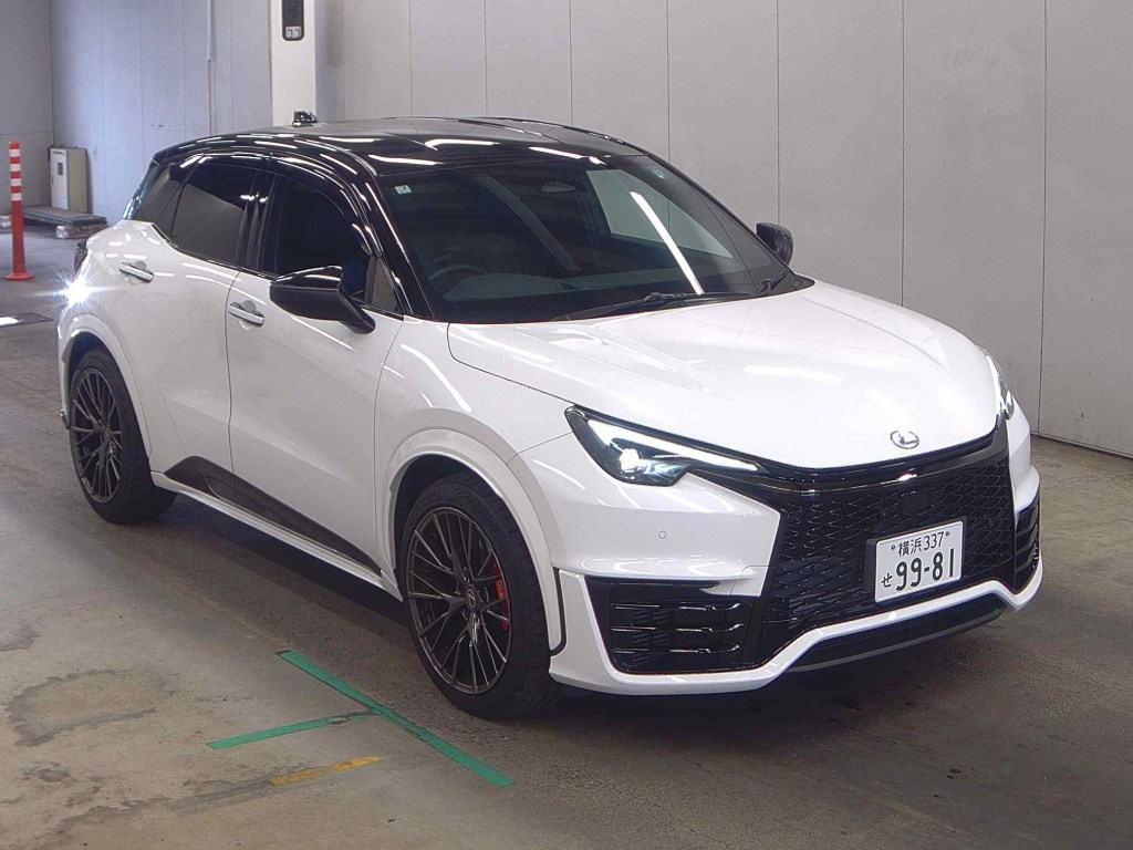 Lexus LBX 2025 z aukcji japońskiej