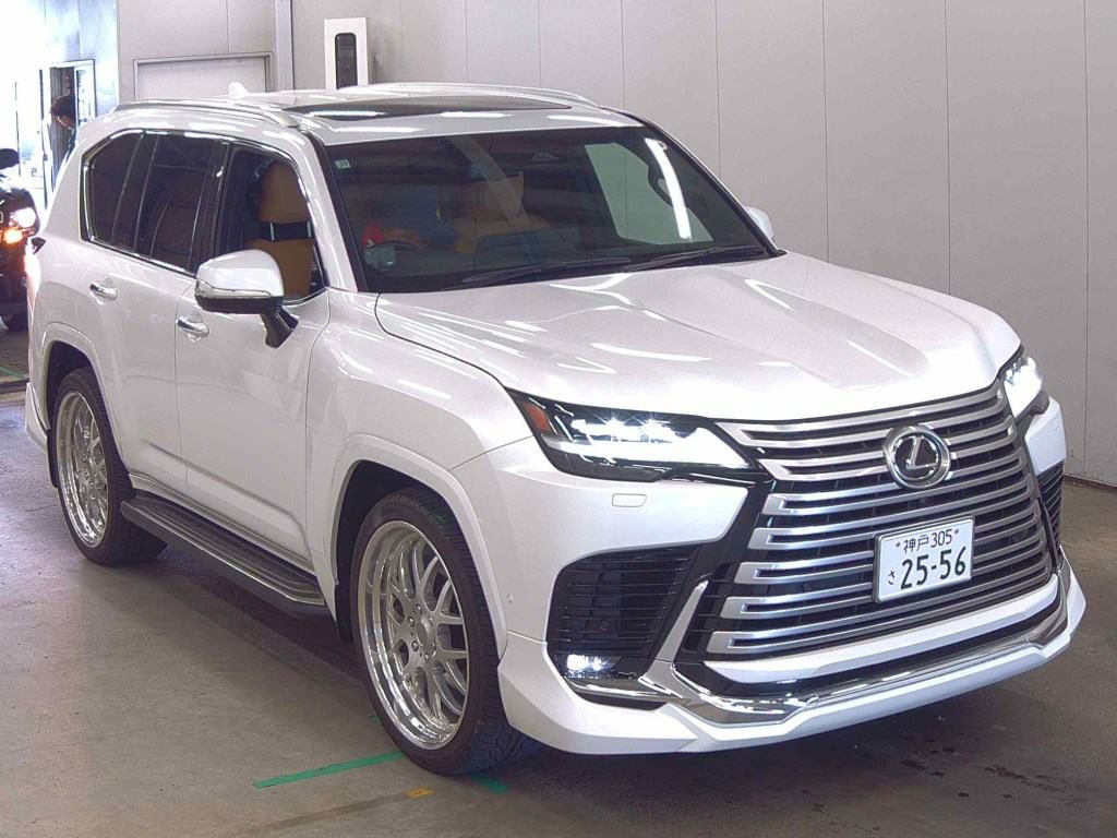Lexus LX 2025 z aukcji japońskiej