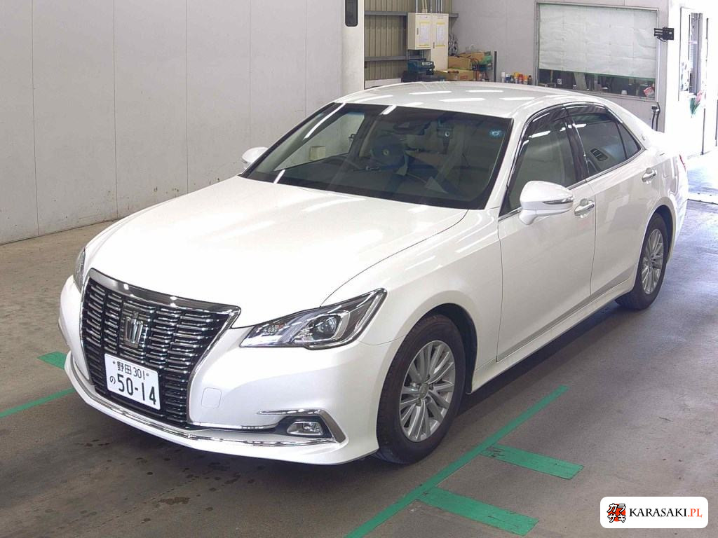 2017 Toyota Crown 4D Royal Saloon 3
