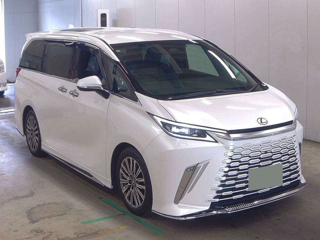 Lexus LM 2025 z aukcji japońskiej
