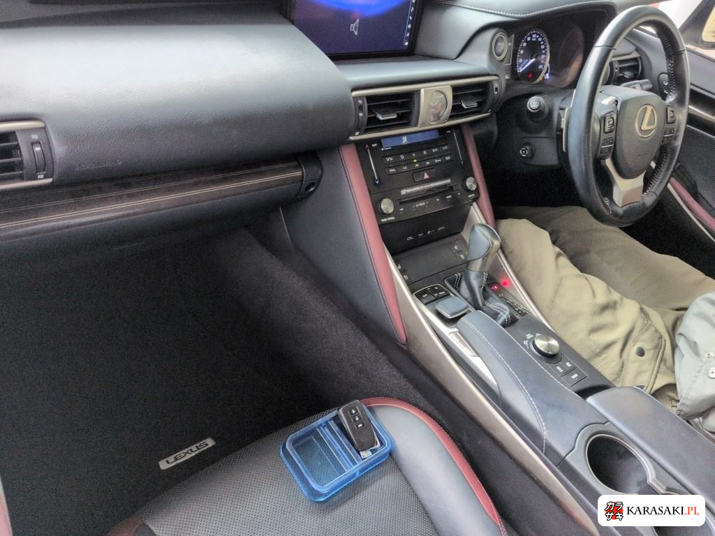 2017 Lexus Is 4D IS300H Version L 5