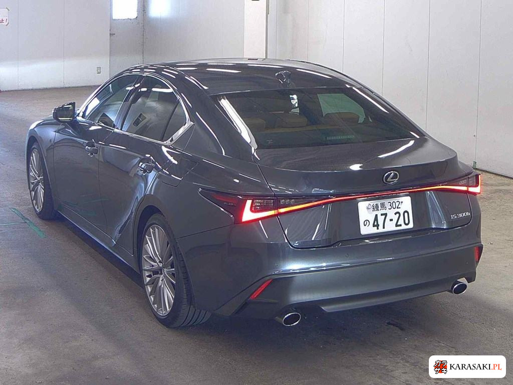 2025 Lexus Is 4D IS300H Version L 2