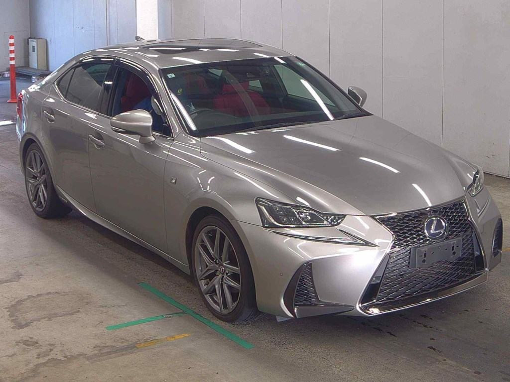 Lexus Is 2017 z aukcji japońskiej