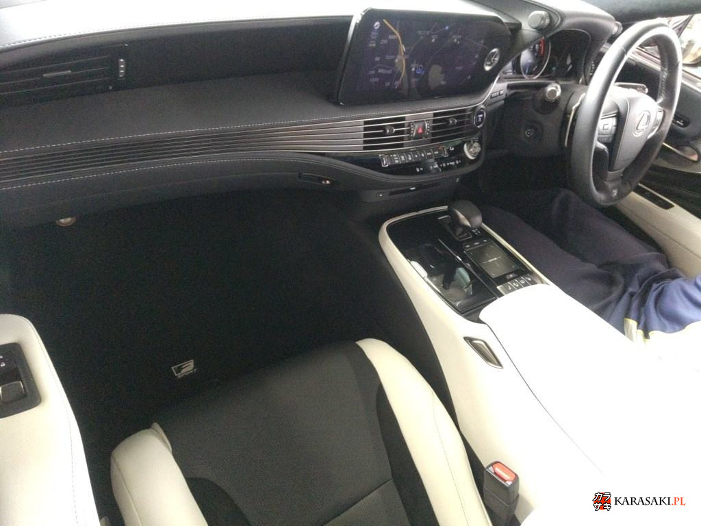 2021 Lexus LS 4WD LS500H F Sport 5