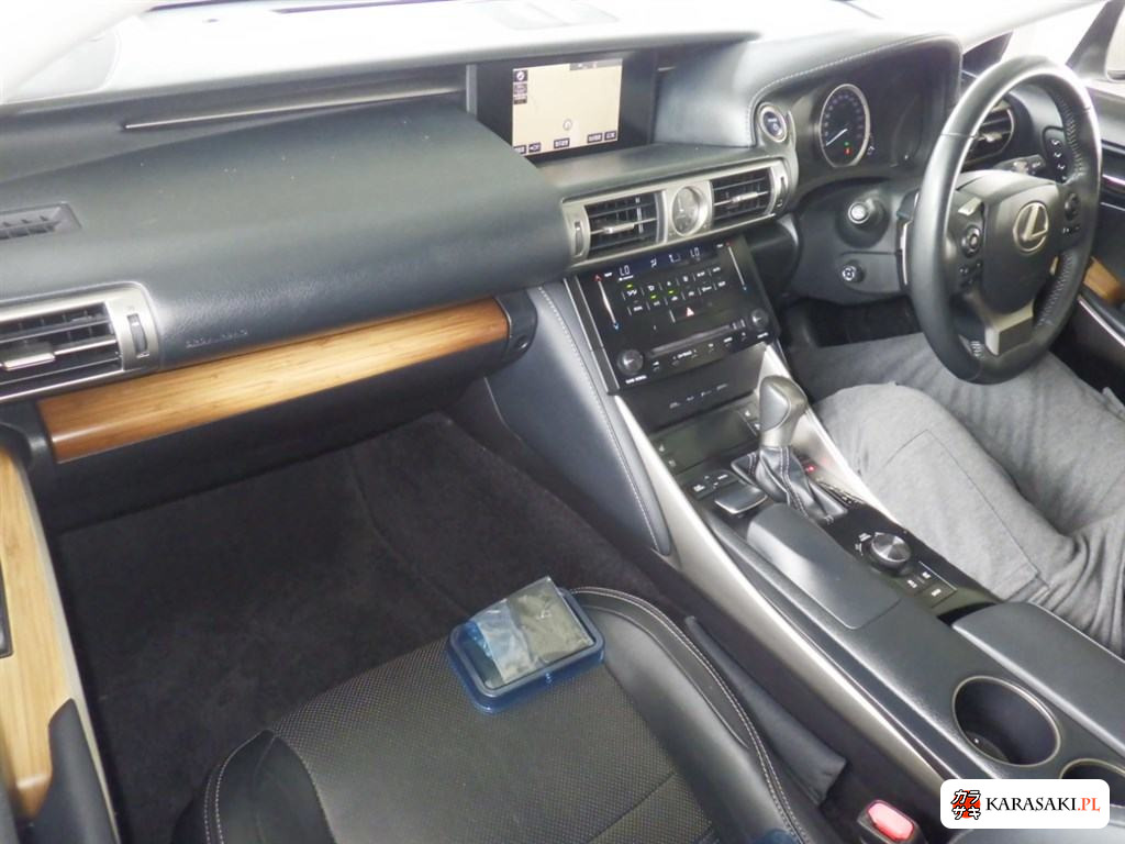 2013 Lexus Is 4D IS300H Version L 5