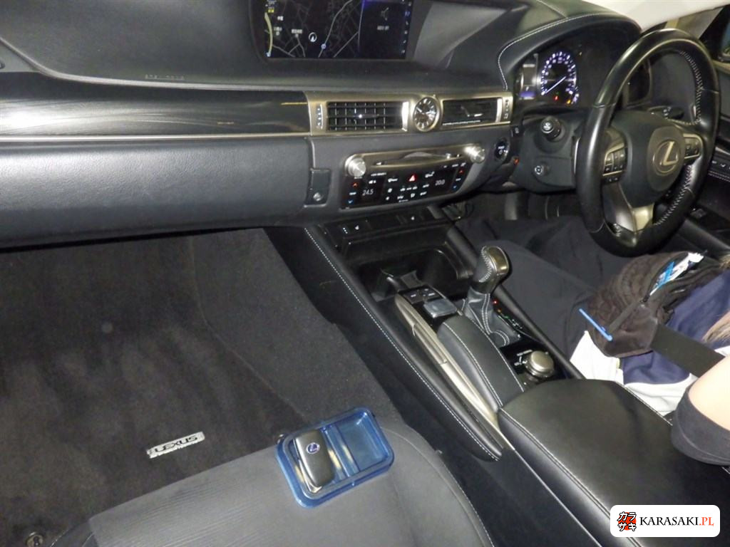2017 Lexus GS GS300H 5