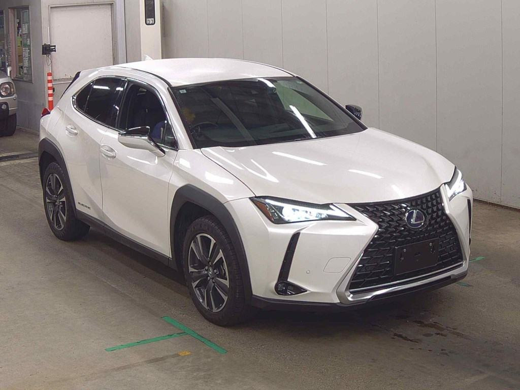 Lexus UX300E 2021 z aukcji japońskiej