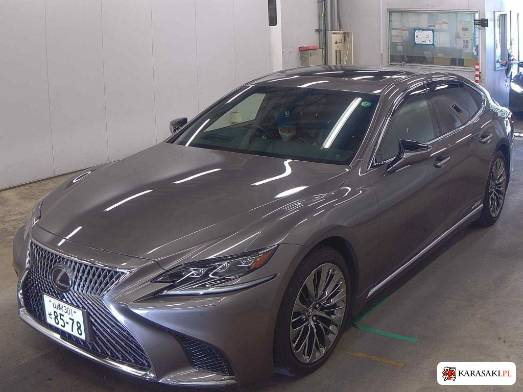 2017 Lexus LS LS500H Executive 3