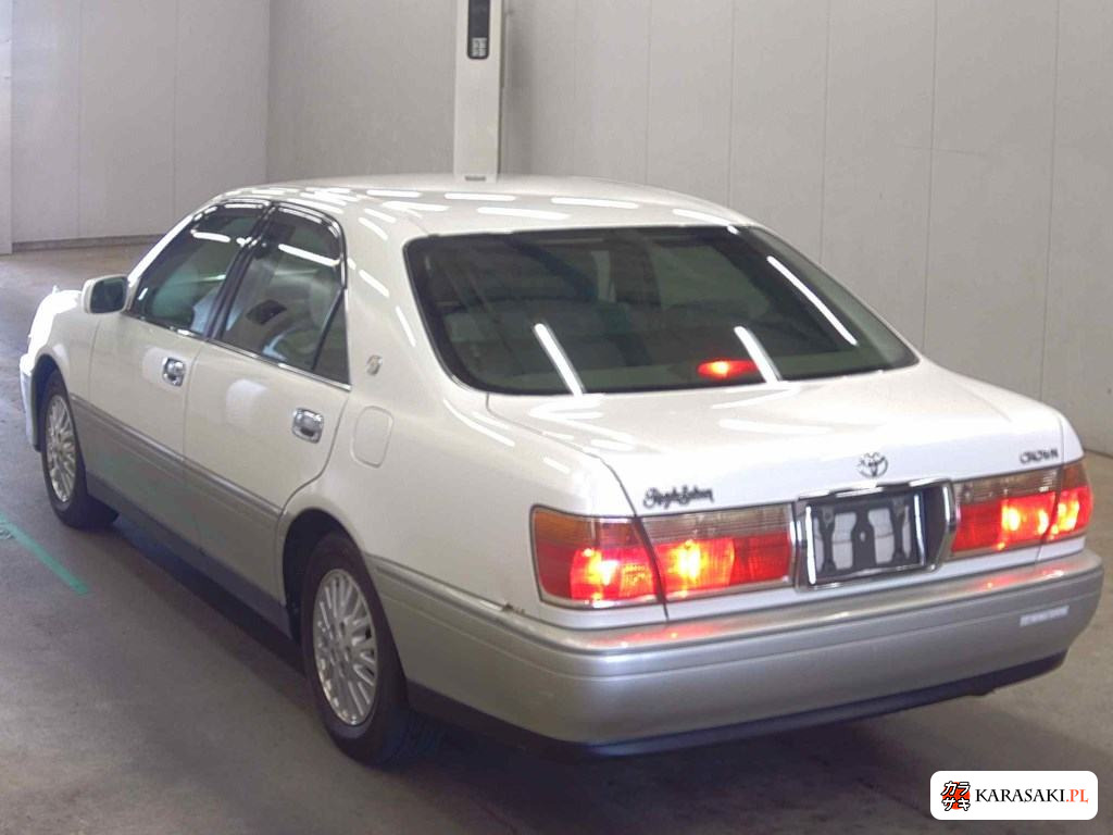 2001 Toyota Crown 4D Royal Saloon Premium 21 2
