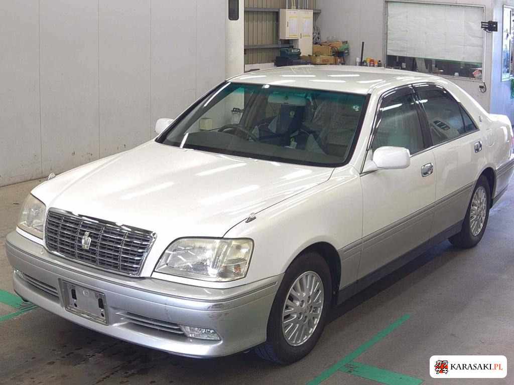 2001 Toyota Crown 4D Royal Saloon Premium 21 3