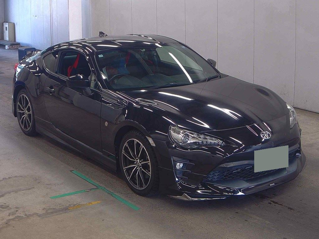 Toyota 86 2017 z aukcji japońskiej