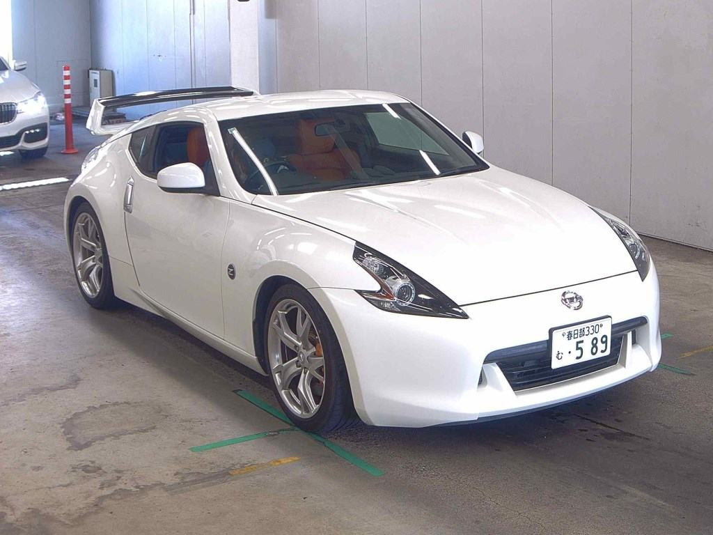 Nissan Fairlady Z 2009 z aukcji japońskiej