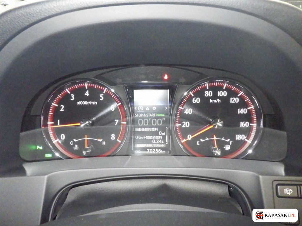 2016 Toyota Crown 4D Athlete G-T 6