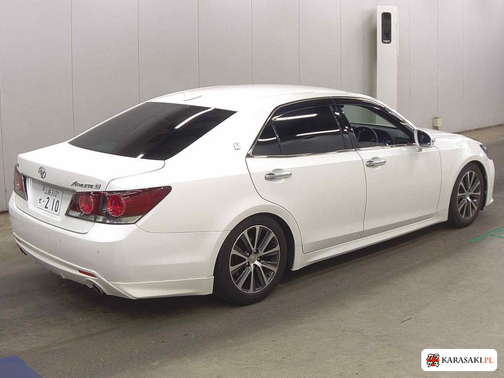 2016 Toyota Crown 4D Athlete G-T 4