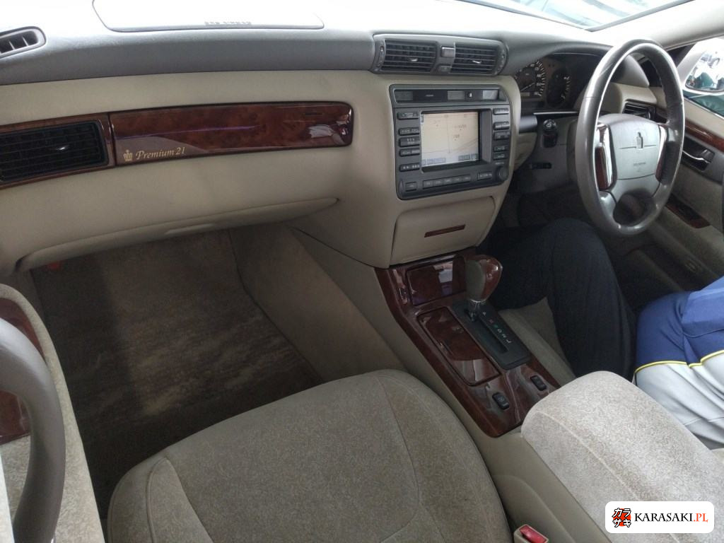 2001 Toyota Crown 4D Royal Saloon Premium 21 5