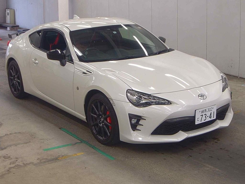 Toyota 86 2018 z aukcji japońskiej