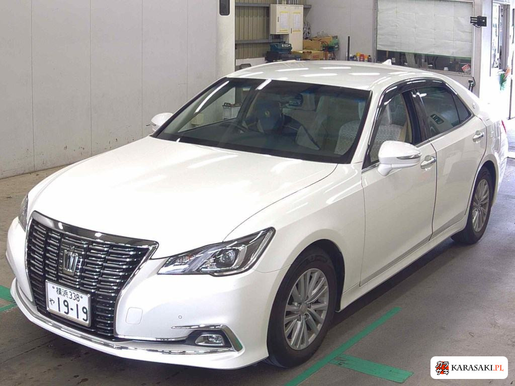 2016 Toyota Crown 4D Royal Saloon 3