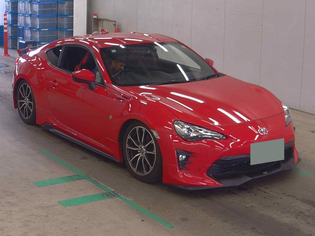 Toyota 86 2018 z aukcji japońskiej