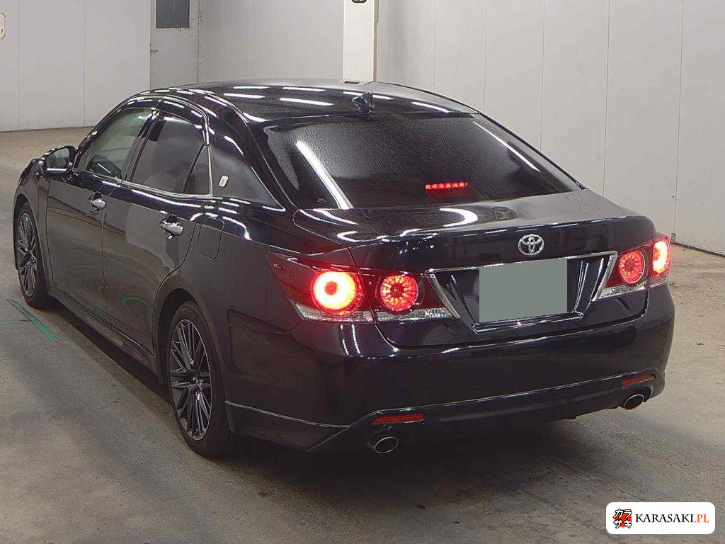 2016 Toyota Crown 4D Athlete S-T 2