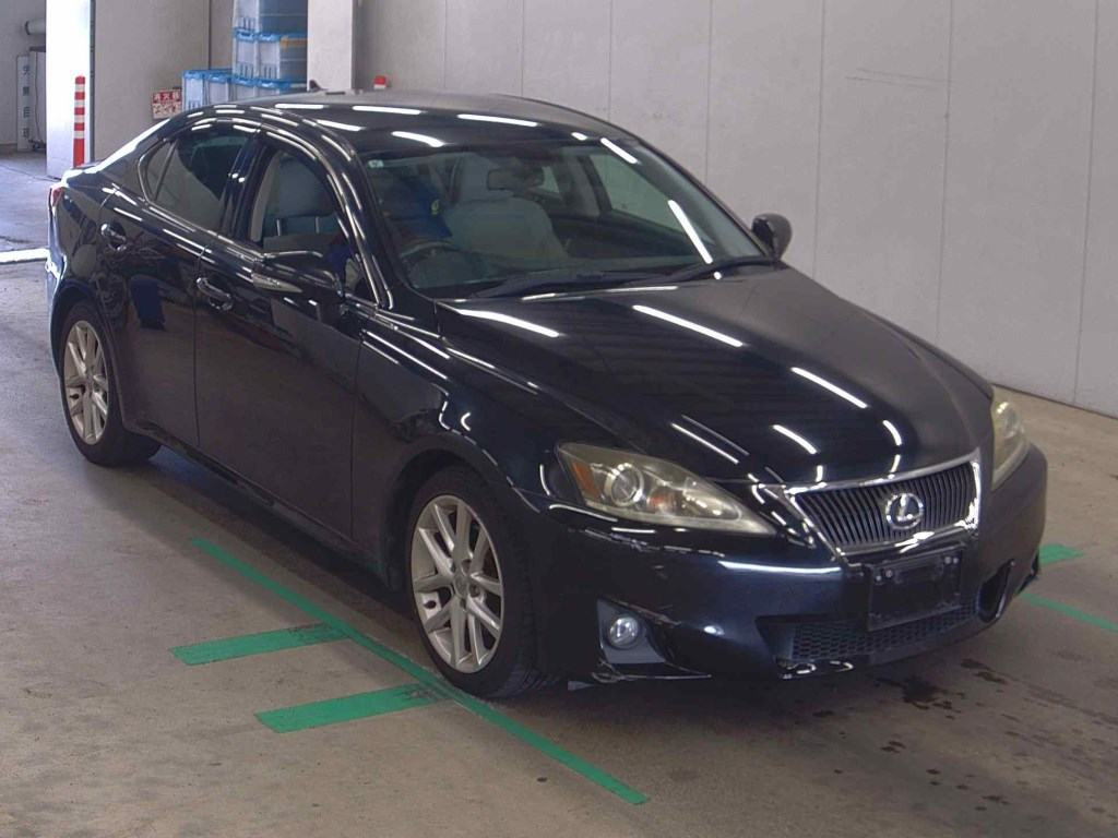 Lexus Is 2010 z aukcji japońskiej
