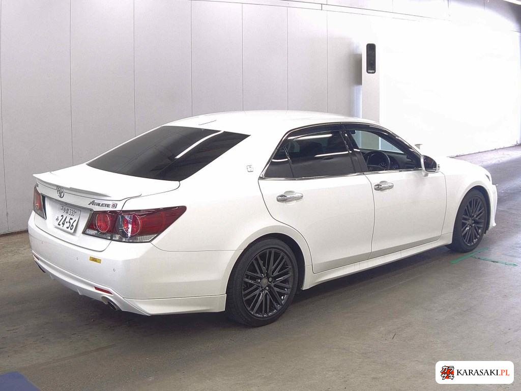 2017 Toyota Crown 4D Athlete G-T 4