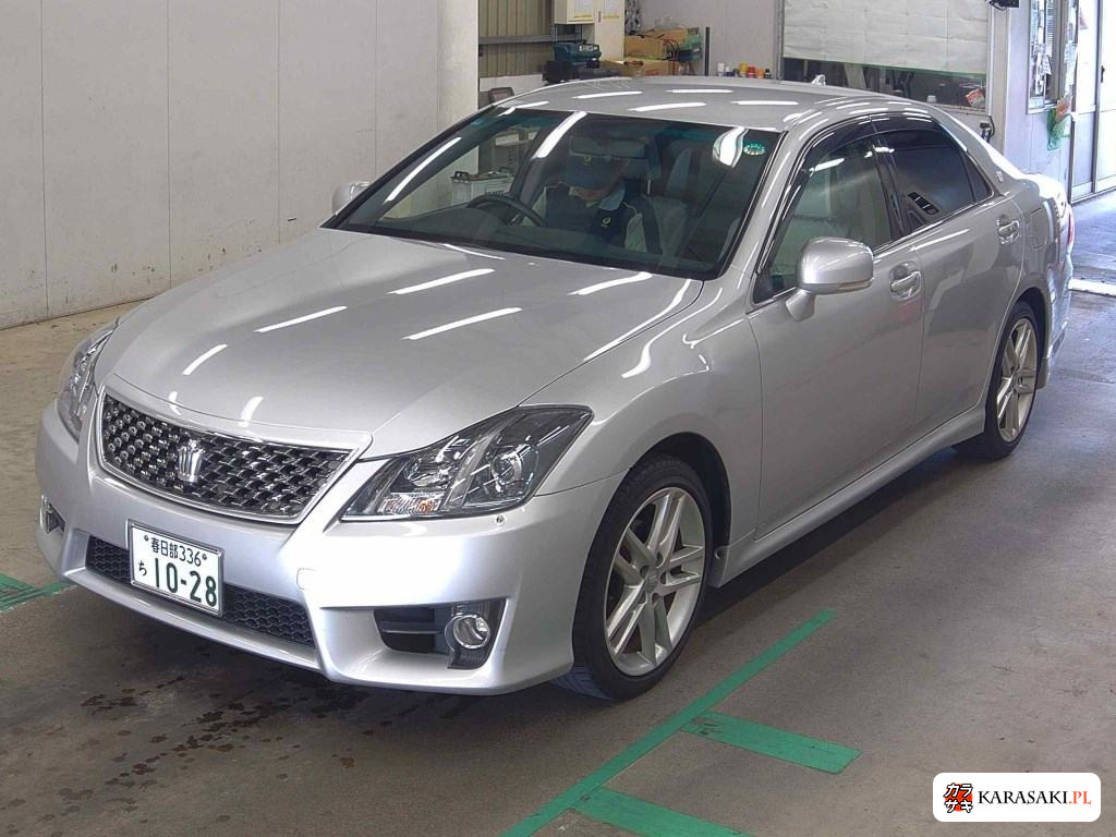 2012 Toyota Crown 4D Athlete 3