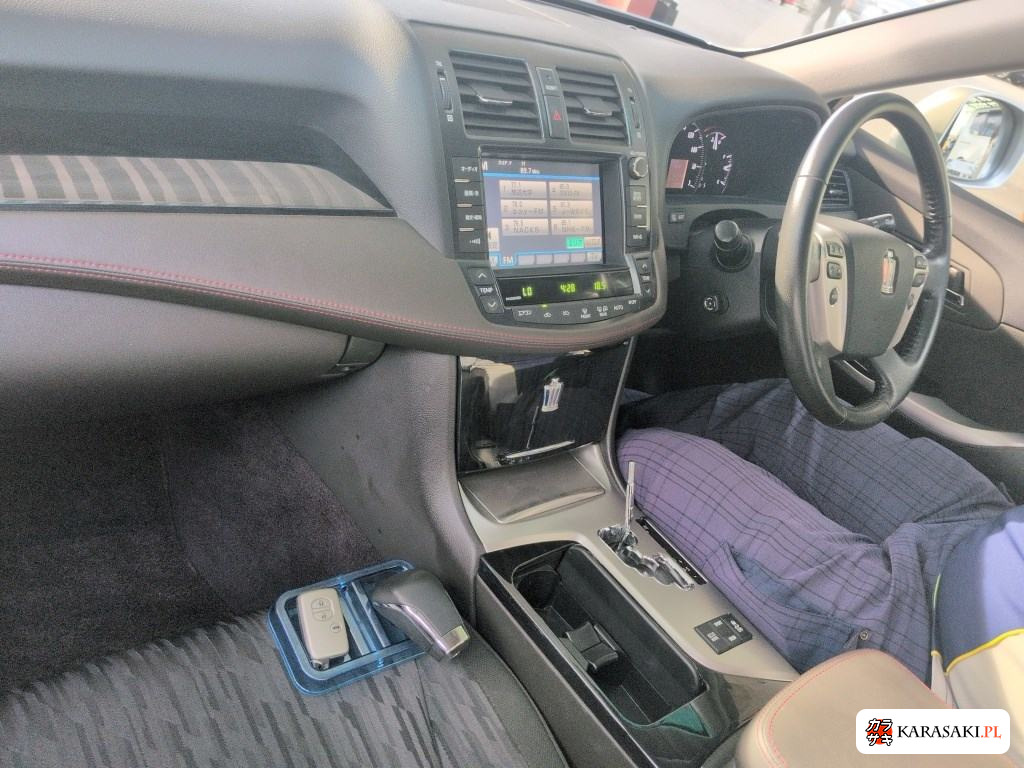 2012 Toyota Crown 4D Athlete 5