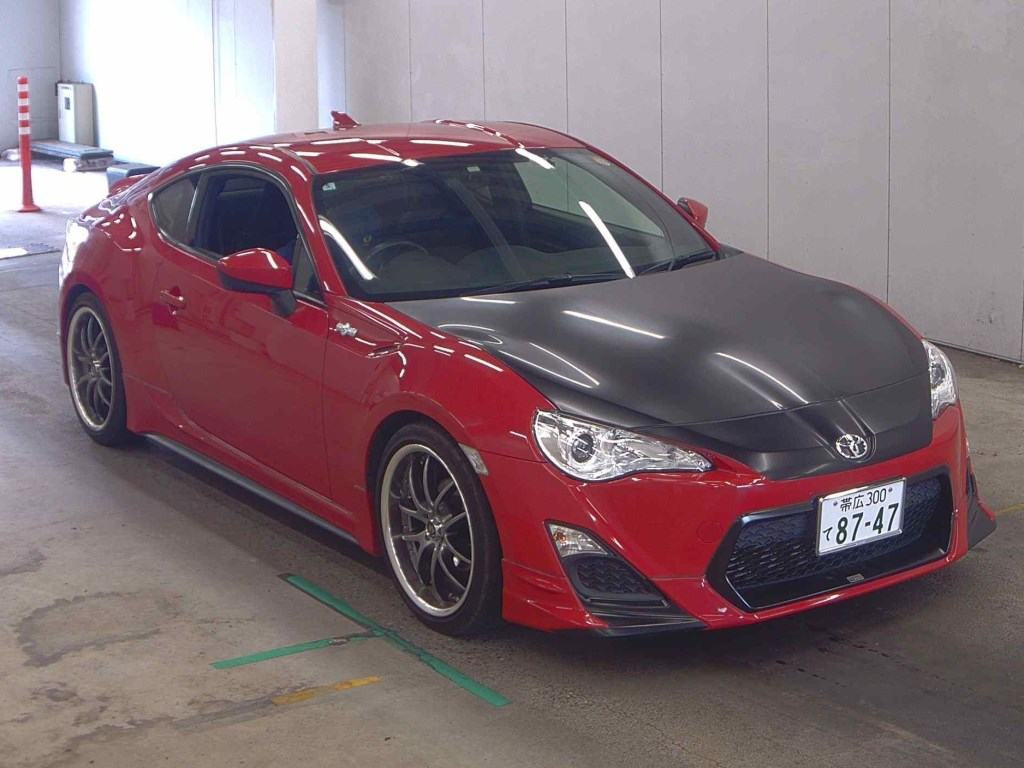 Toyota 86 2012 z aukcji japońskiej