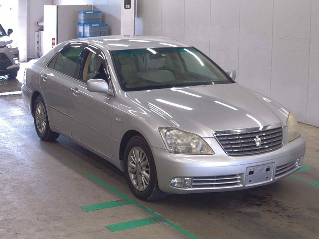 Toyota Crown 2007 z aukcji japońskiej