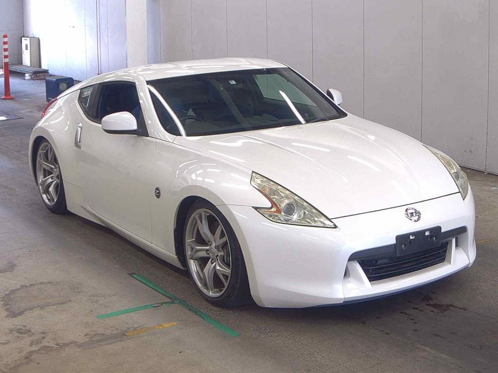 Nissan Fairlady Z 2010 z aukcji japońskiej