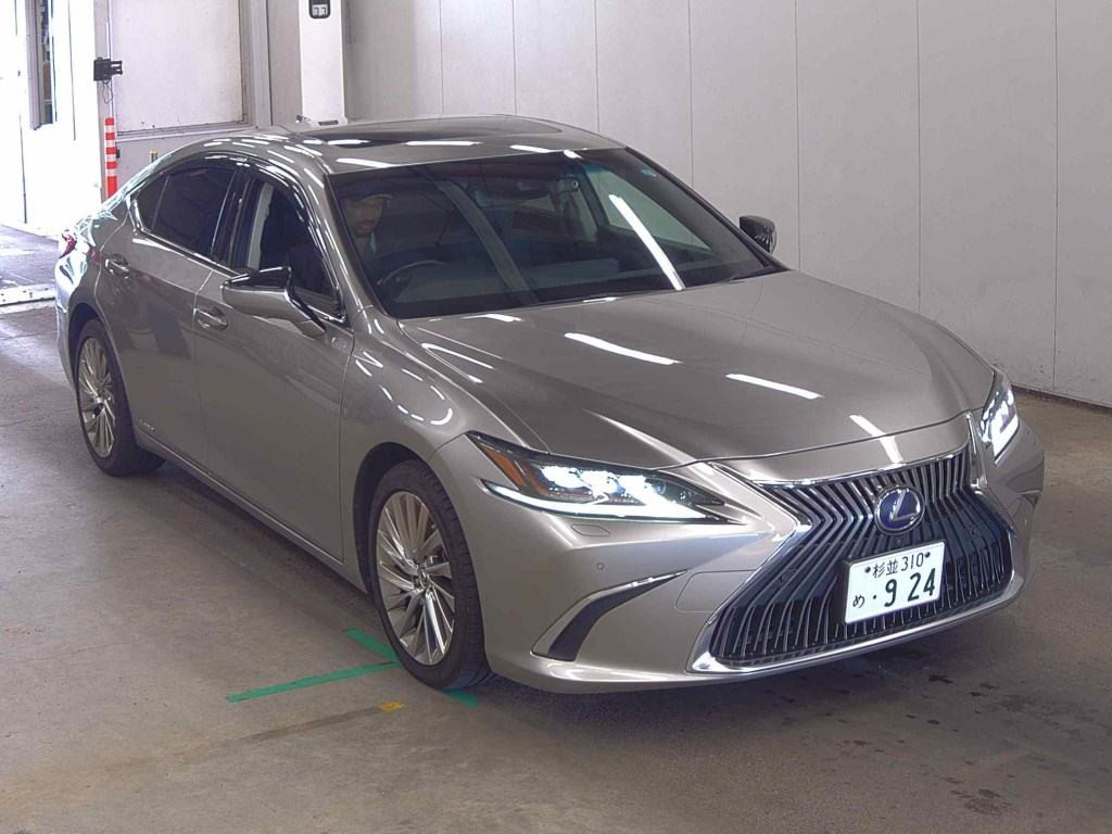 Lexus Es 2021 z aukcji japońskiej