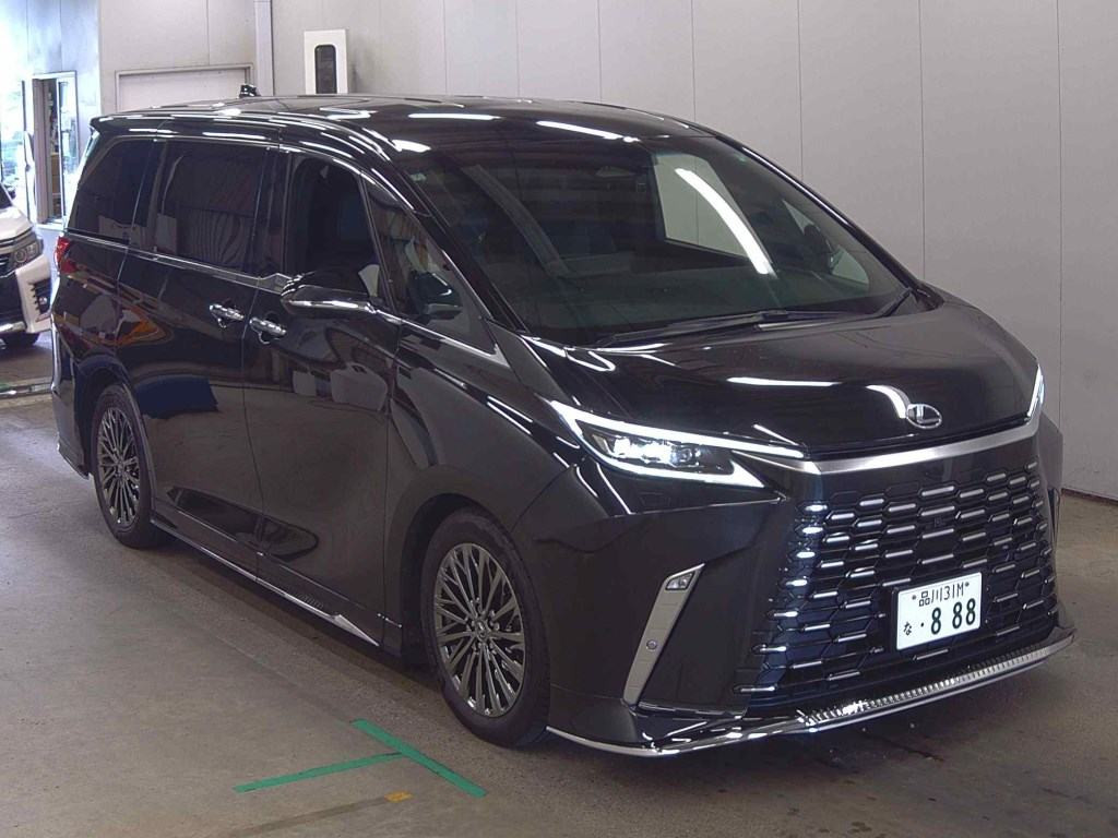 Lexus LM 2024 z aukcji japońskiej