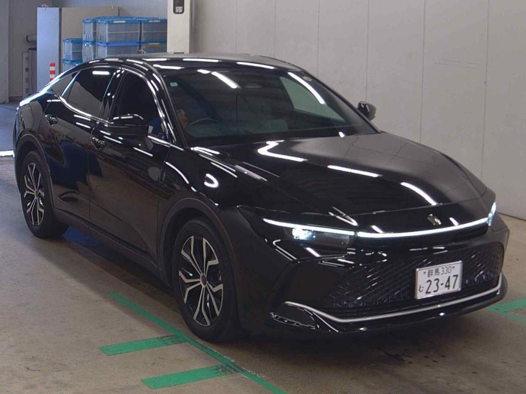 Toyota Crown Crossover 2024 z aukcji japońskiej