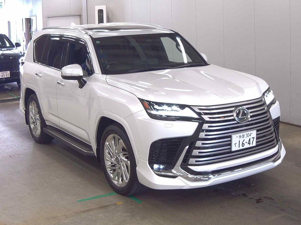 Lexus LX 2025 z aukcji japońskiej