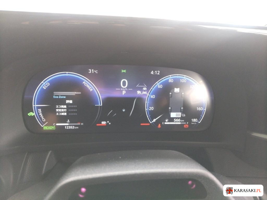 2024 Toyota Crown 4D 6