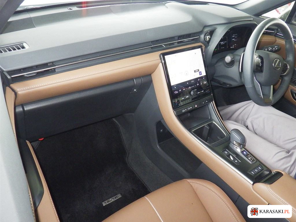 2025 Lexus LBX 4WD Relax 5