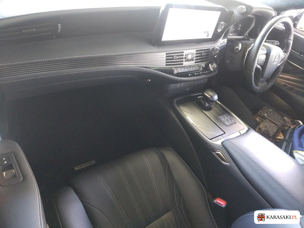 2023 Lexus LS 4WD LS500H Executive 5