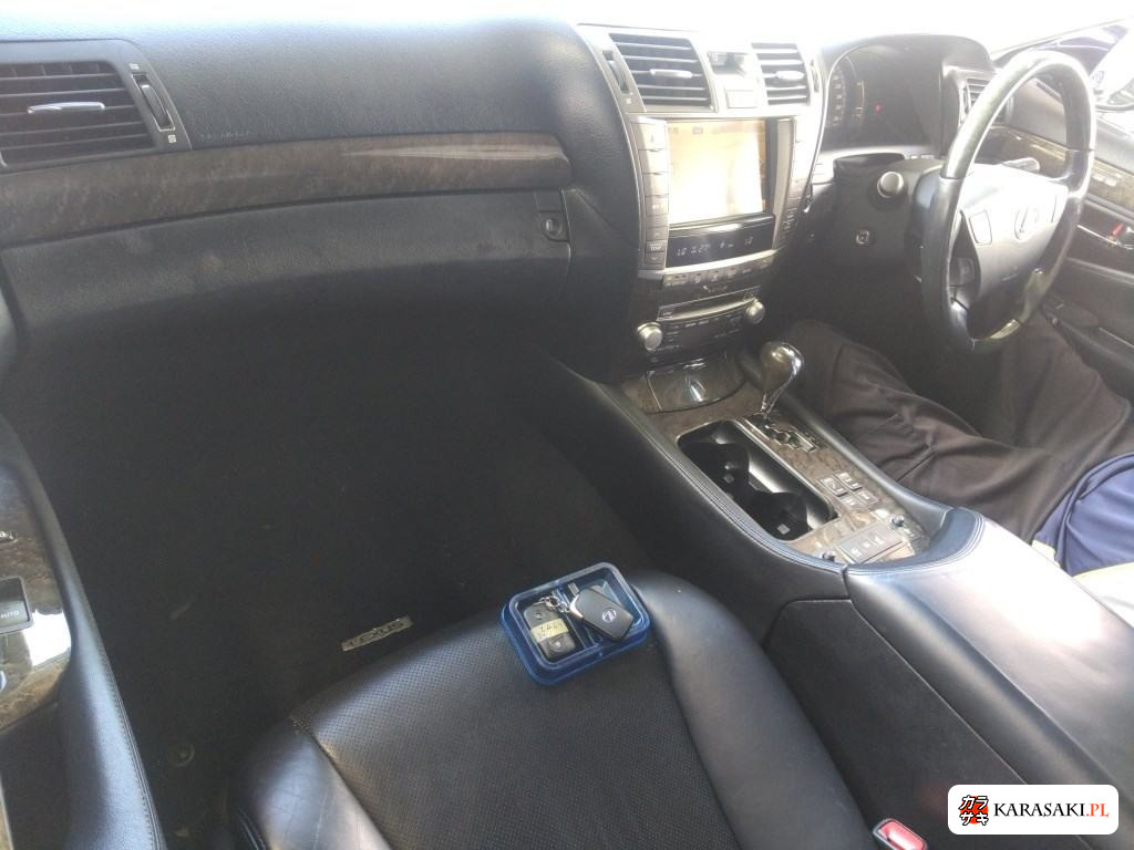 2010 Lexus LS 4WD LS600H I Package 5