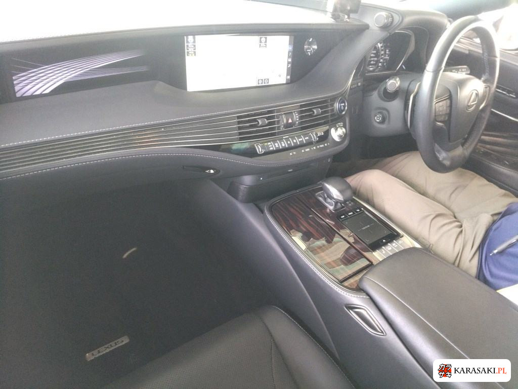2018 Lexus LS 4WD LS500H I Package 5