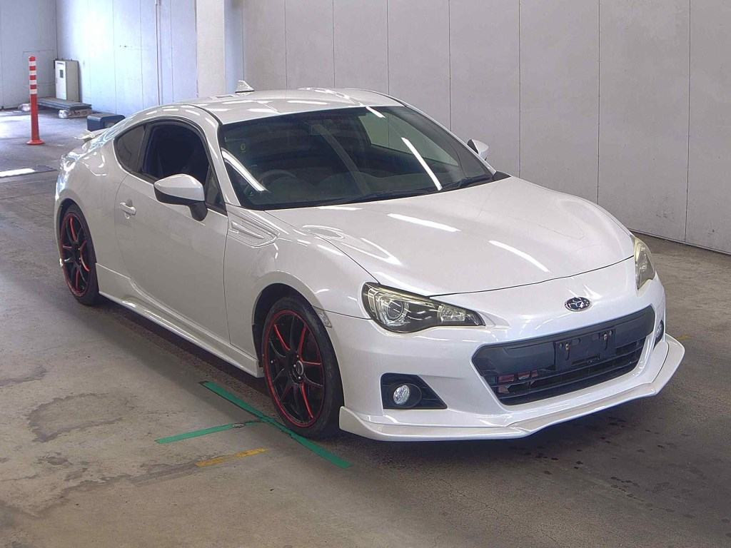 Subaru BRZ 2013 z aukcji japońskiej