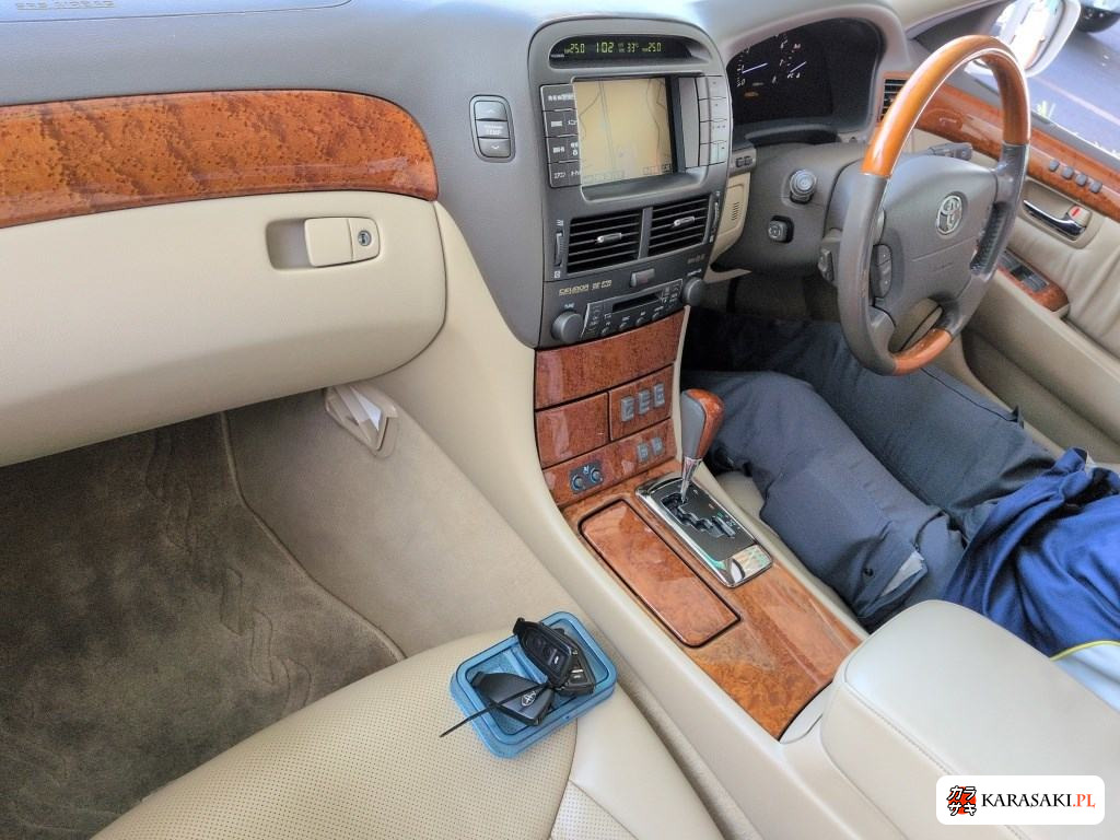 2005 Toyota Celsior C Version 5
