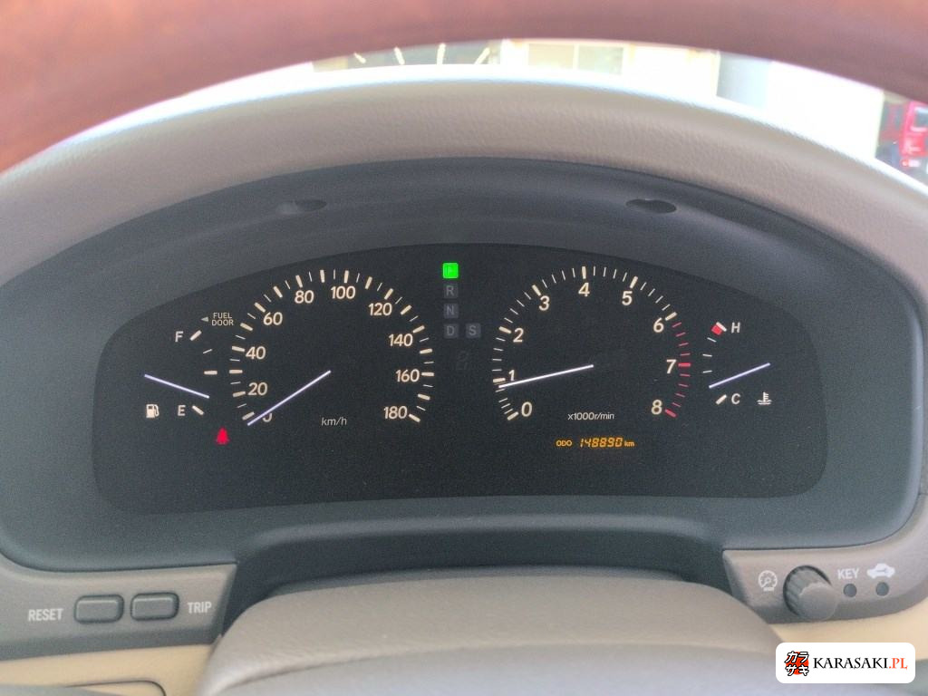 2005 Toyota Celsior C Version 6
