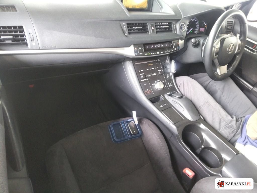 2011 Lexus CT CT200H 5