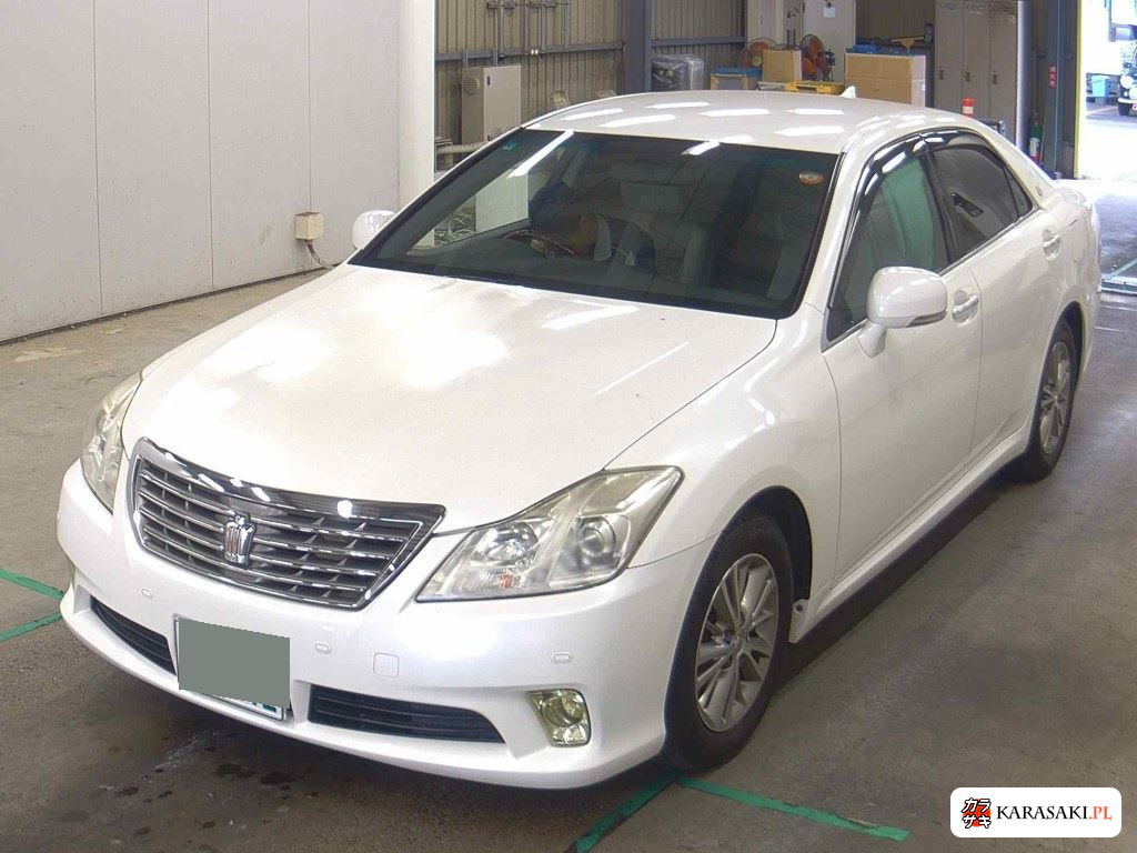 2011 Toyota Crown 4D Royal Saloon 3
