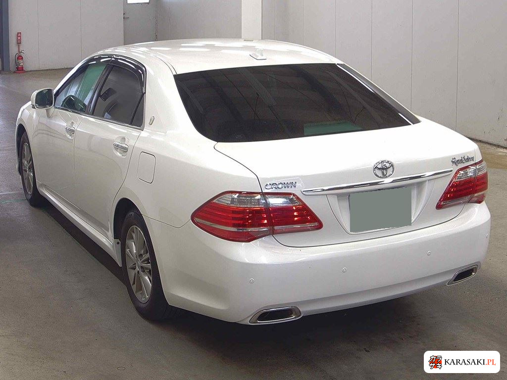 2011 Toyota Crown 4D Royal Saloon 2
