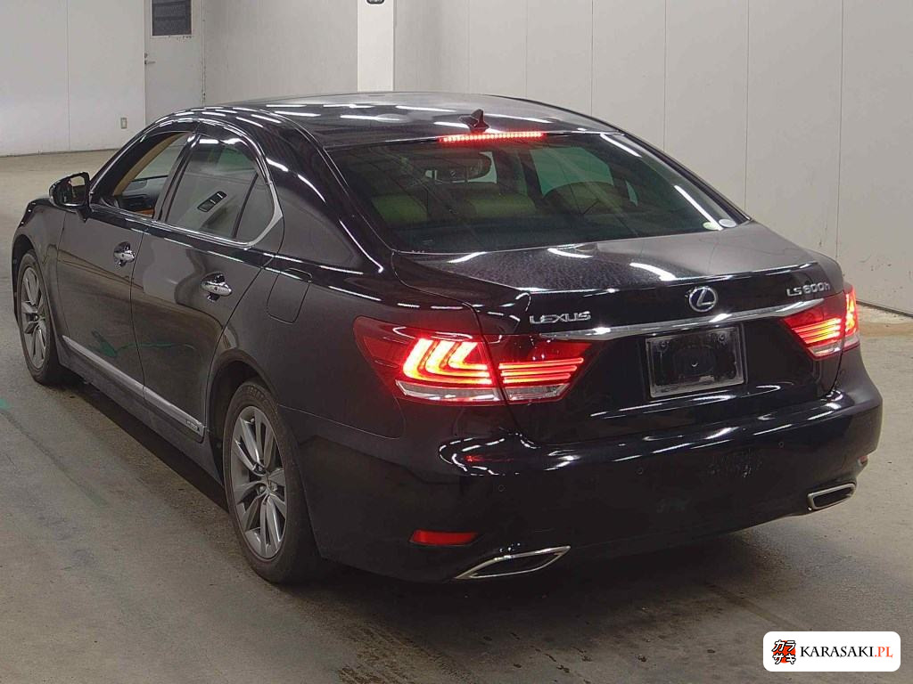 2013 Lexus LS 4WD LS600H Version C I Package 2