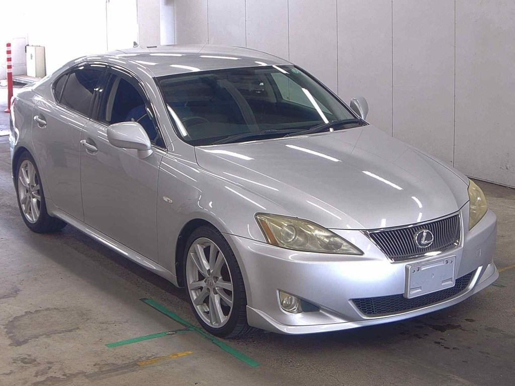 Lexus Is 2005 z aukcji japońskiej
