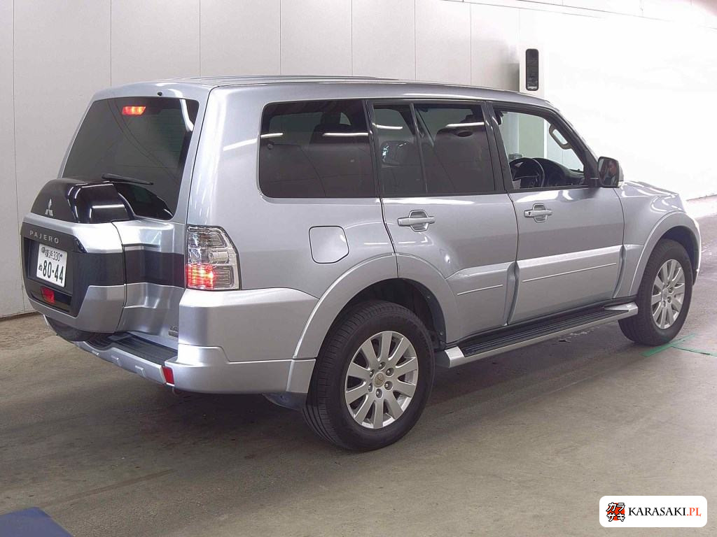2016 Mitsubishi Pajero 5D 4WD 4